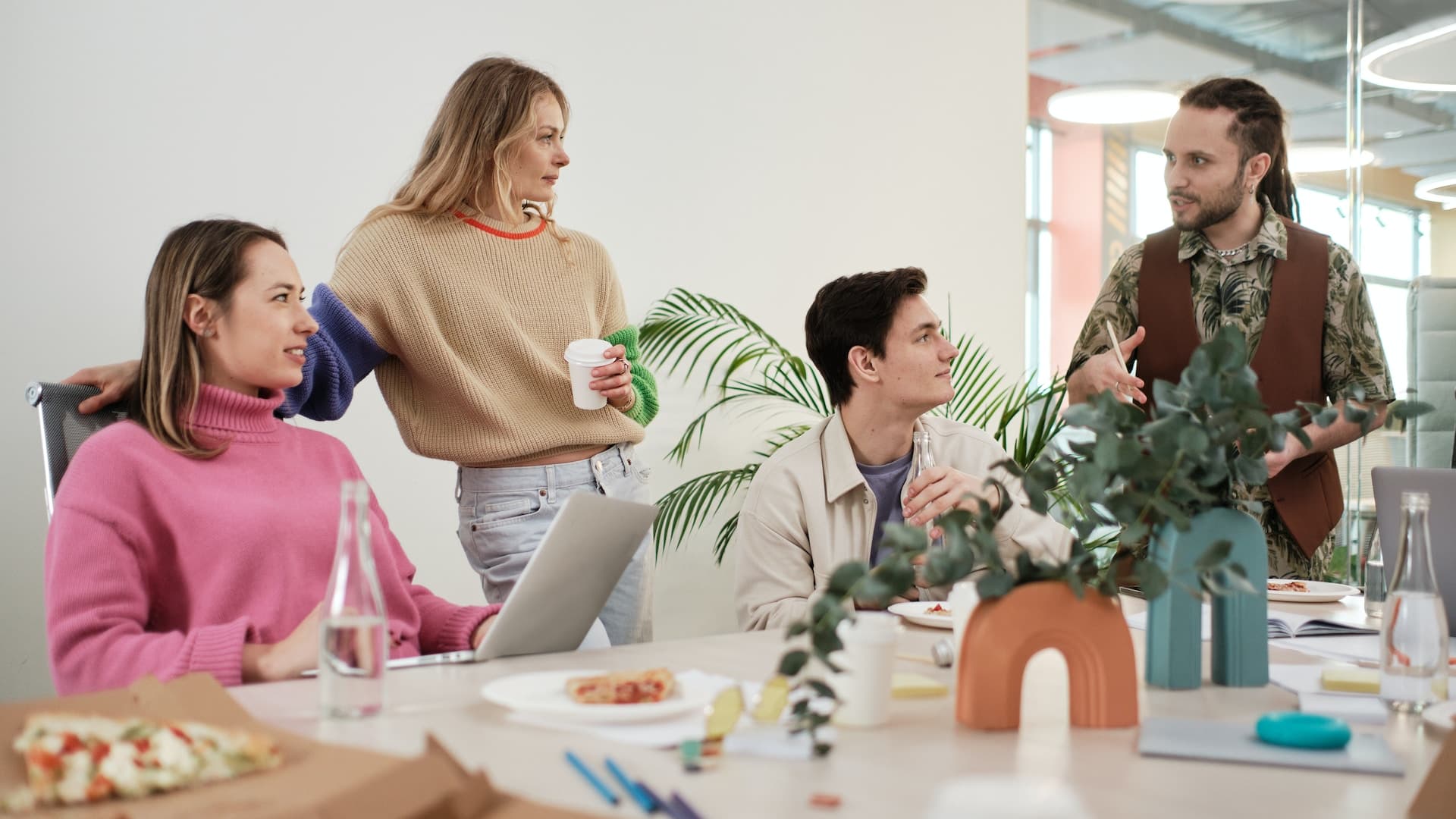 Capturing Company Culture: How Custom Lapel Pins Can Foster Team Spirit and Unity