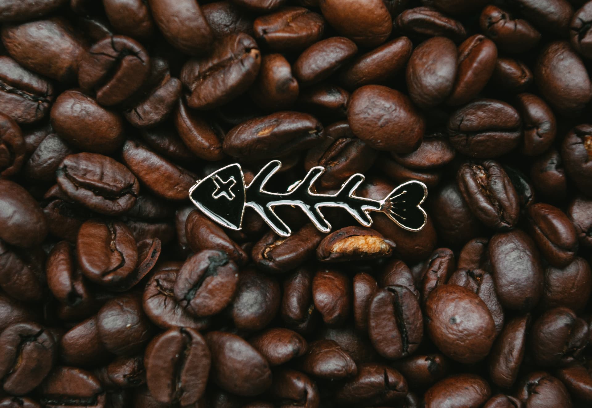 Enhance Buyer Experience and Drive Customer Loyalty with Custom Lapel Pins