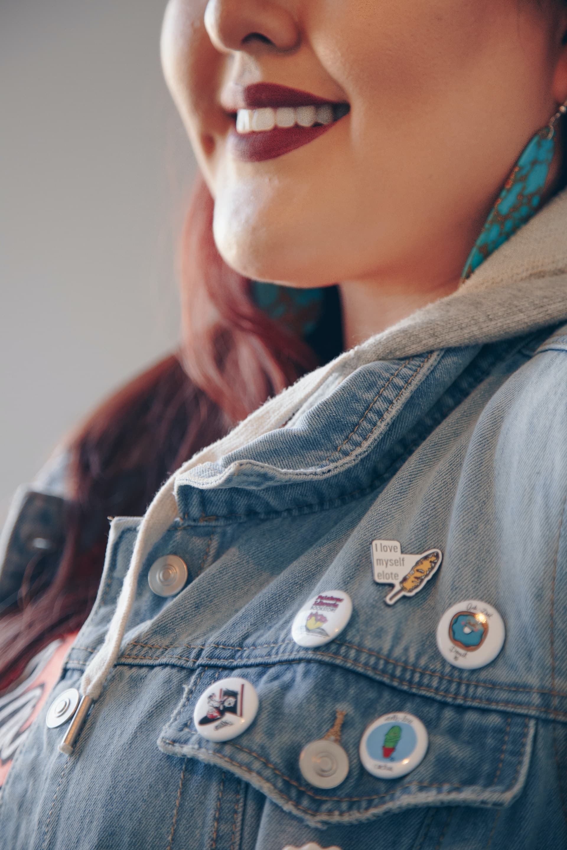 How to Design the Perfect Custom Lapel Pin for Your Brand or Event